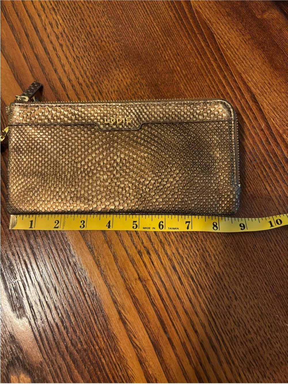 Lodis snakeskin embossed wristlet wallet bag - Picture 3 of 11